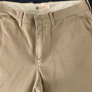 Men’s khaki pants
